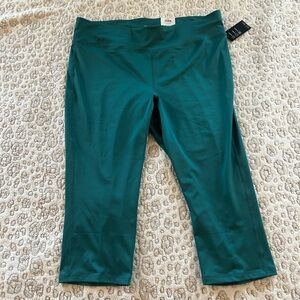 NWT Ideology Women’s Plus Size 3x Capri Leggings